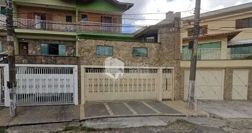 Sobrado para venda com 3 quartos, sendo 1 suíte, 150m²
