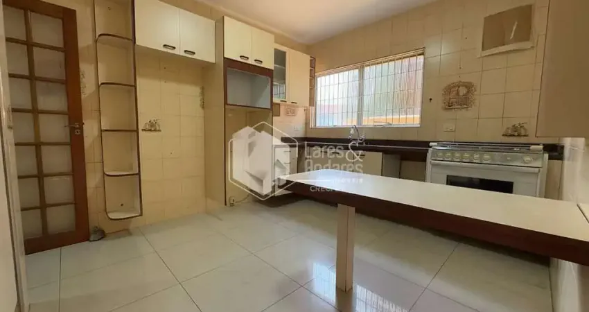 Sobrado para venda e locação com 2 quartos, sendo 1 suíte, 95m²