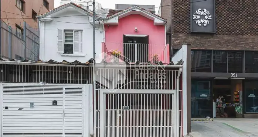 Sobrado para venda com 2 quartos, sendo 1 suíte, 195m²