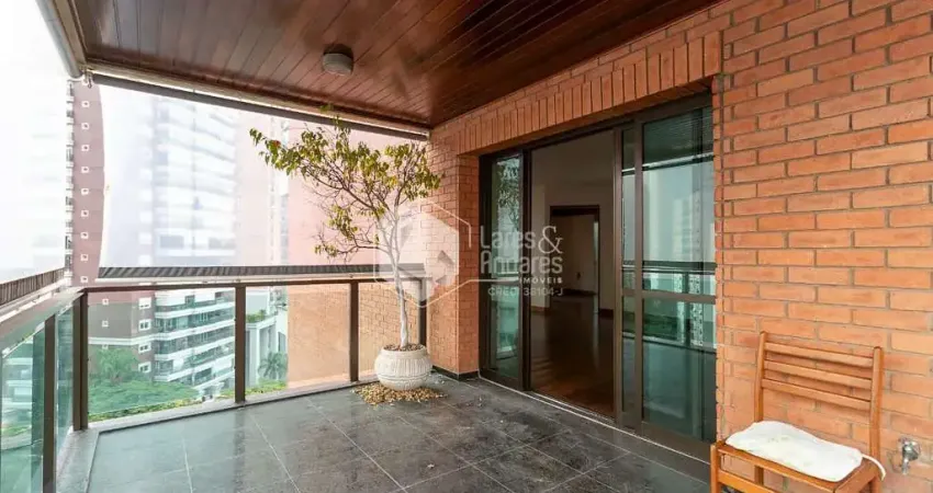 Apartamento tipo para venda com 3 quartos, sendo 3 suítes, 325m²