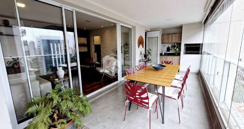 Apartamento tipo para venda com 3 quartos, sendo 3 suítes, 134m²