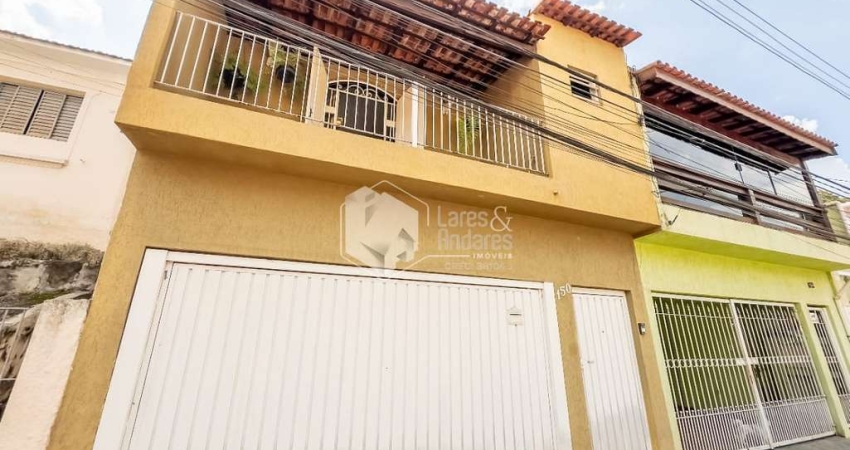 Casa de vila para venda em Chácara Inglesa com 3 quartos, sendo 1 suíte, 224m²