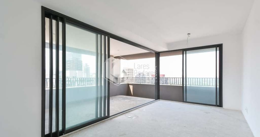 Apartamento tipo para venda com 3 quartos, sendo 3 suítes, 190m²