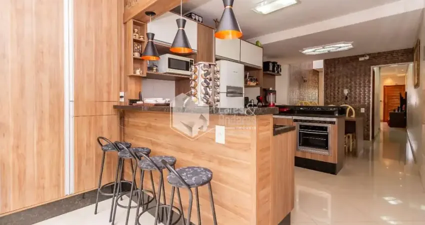 Sobrado para venda em Vila Esperança com 3 quartos, sendo 3 suítes, 153m²