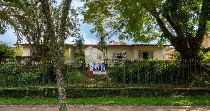 Casa tipo para venda em Lapa com 4 quartos, sendo 1 suíte, 330m²