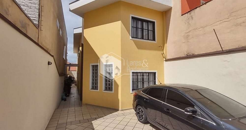 Casa à venda 3 Quartos 1 Suite 2 Vagas 160M² Sítio da Figueira São Paulo - SP