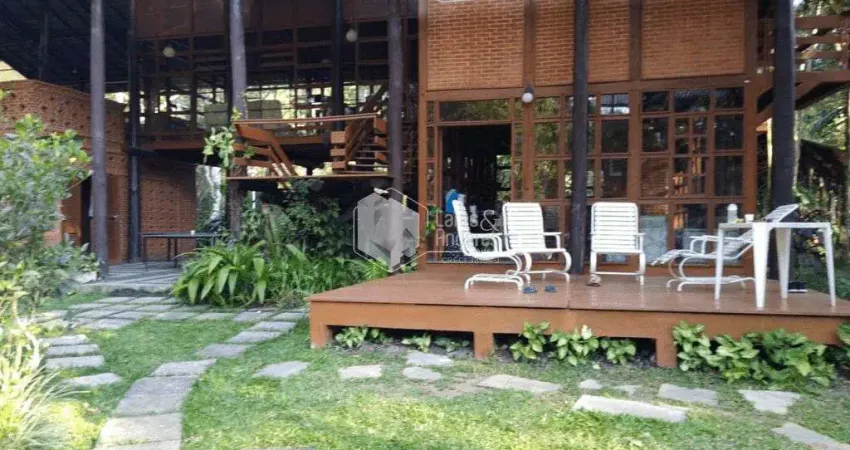 Casa à venda 5 Quartos 10 Vagas 357M² Parelheiros São Paulo - SP