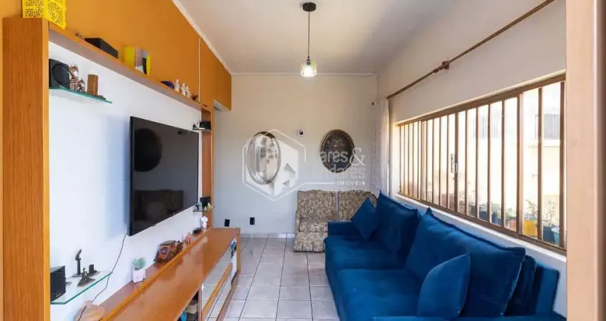 Casa tipo para venda com 2 quartos, sendo 1 suíte, 185m²