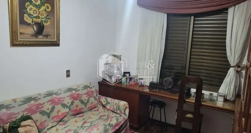 Apartamento tipo para venda com 3 quartos, sendo 1 suíte, 125m²