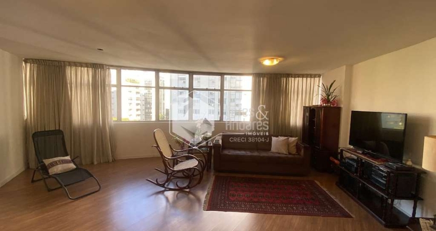 Apartamento tipo para venda com 3 quartos, sendo 1 suíte, 178m²