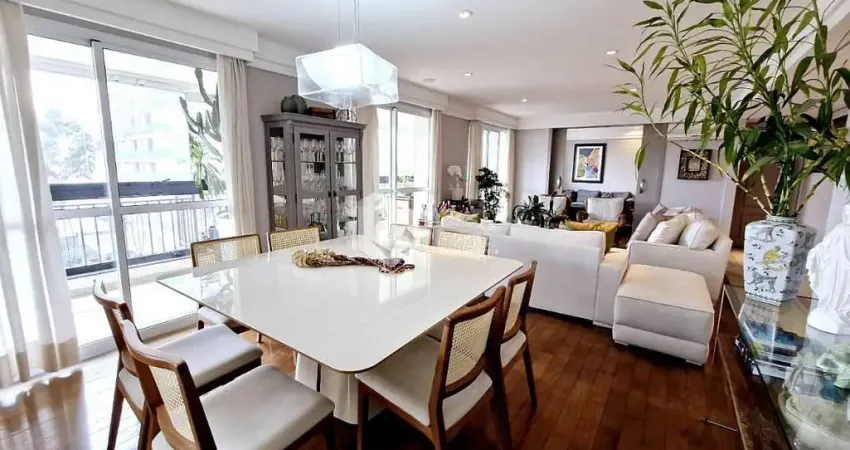 Apartamento tipo para venda com 4 quartos, sendo 4 suítes, 250m²