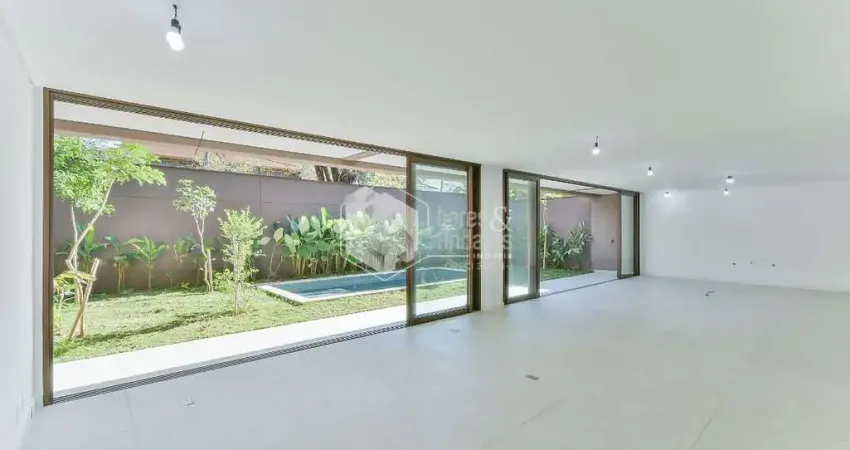 Casa no condomínio Condomínio Casa Flora Badra para venda com 4 quartos, sendo 4 suítes, 620m²