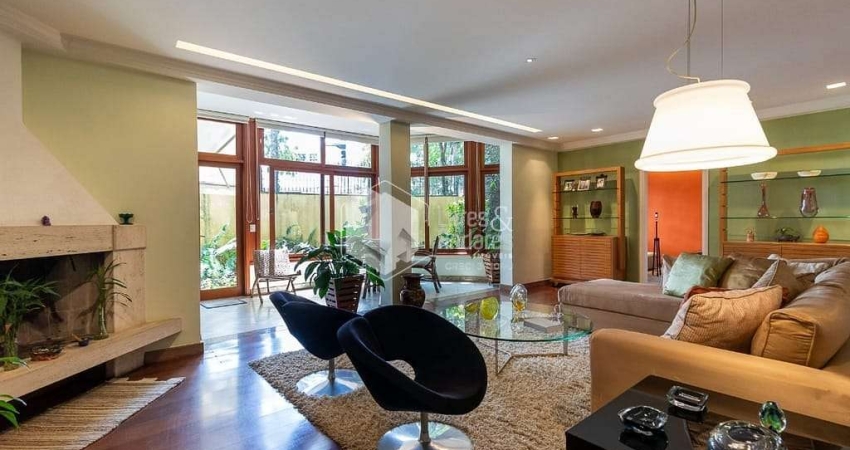 Casa à venda 4 Quartos 3 Suites 4 Vagas 440M² Jardim Prudência São Paulo - SP