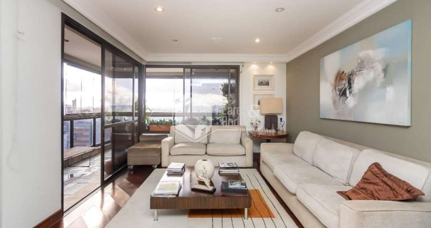 Apartamento tipo para venda com 4 quartos, sendo 4 suítes, 202m²