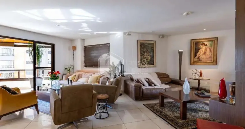 Apartamento tipo para venda em Perdizes com 4 quartos, sendo 2 suítes, 245m²