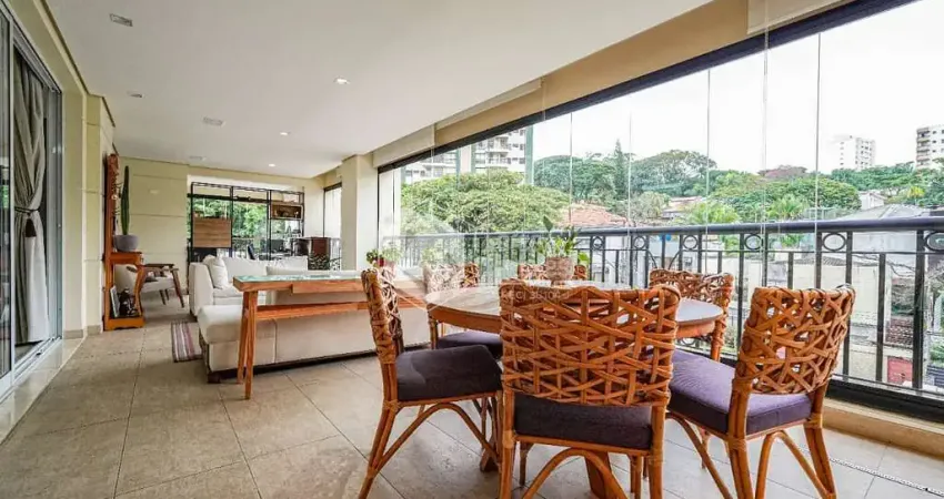 Apartamento tipo para venda em Vila Mariana com 4 quartos, sendo 3 suítes, 245m²