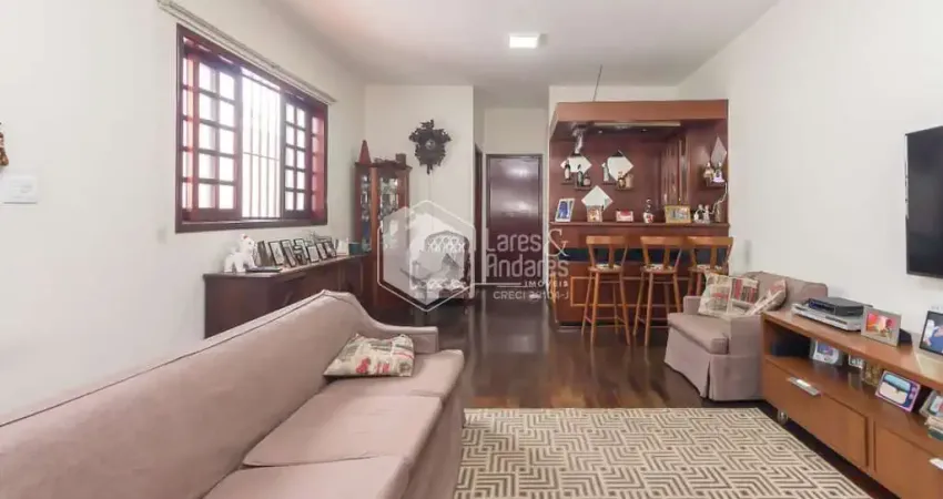 Casa tipo para venda e locação em lapa com 4 quartos, sendo 1 suíte, 179m²