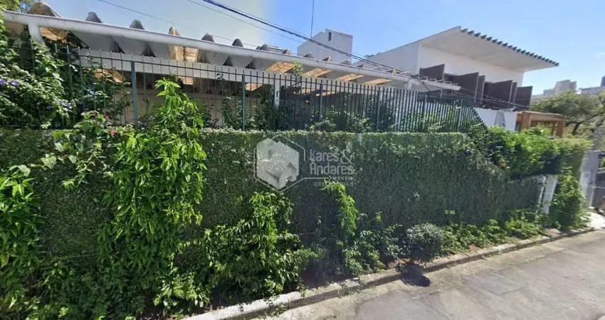 Casa com 3 quartos à venda na Rua Santarém, 232, Sumaré, São Paulo