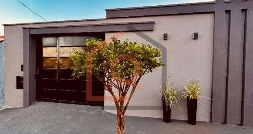 Casa a venda no Parque Igacaba, Araraquara: 3 suites, 2 garagens.