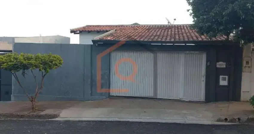 Casa a venda no Jardim Roberto Selmi Dei, Araraquara - 3 dormitorios e suite