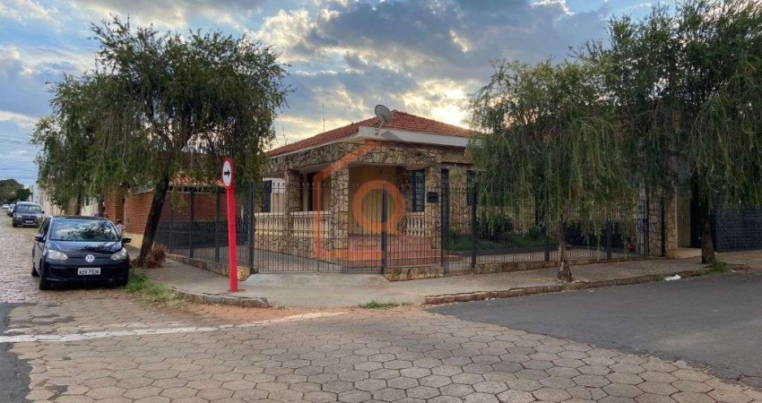Casa de 3 dormitorios com suite no Jardim do Carmo, Araraquara