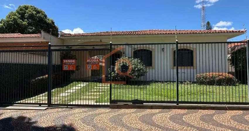 Casa de alto padrao com 3 dormitorios no Jardim Primavera, Araraquara
