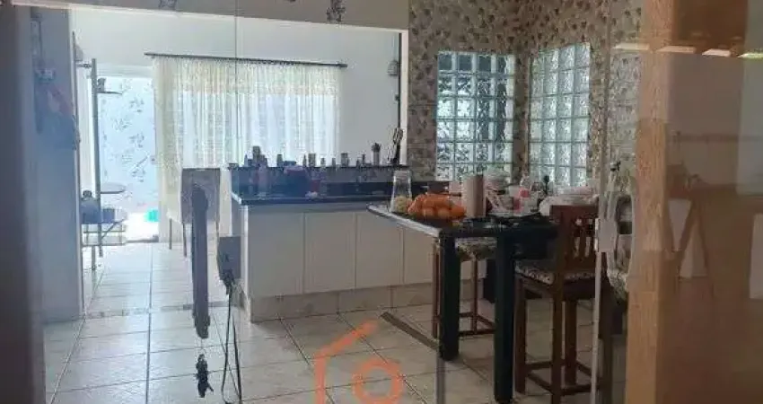 Casa com 2 quartos à venda na Avenida Comendador Alberto Dias, 1553, Vila José Bonifácio, Araraquara