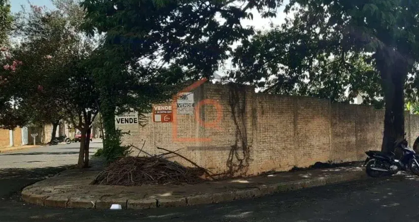 Terreno comercial à venda na Avenida Professor Habibe Khodor, 153, Jardim Santa Angelina, Araraquara