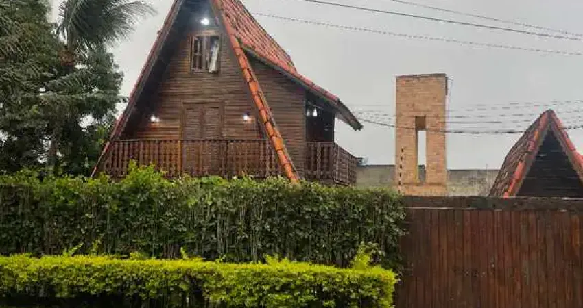 Casa à venda na Avenida Nossa Senhora Aparecida, São Francisco, Ilhéus