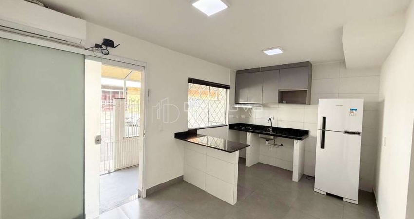 Kitnet térrea para locação anual no Bairro das Nações, Balneário Camboriú