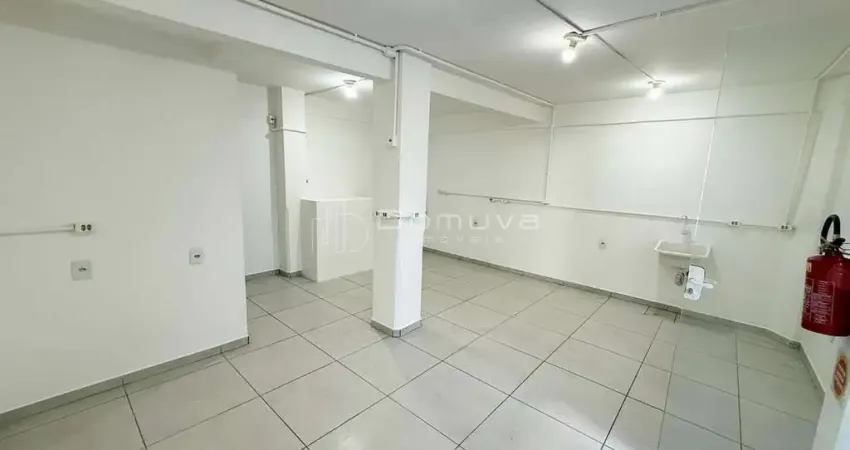 Locação anual sala comercial centro Balneário Camboriú