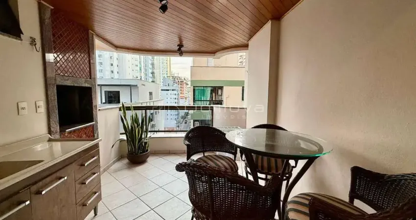 Apartamento quadra mar a venda em Balneário Camboriú