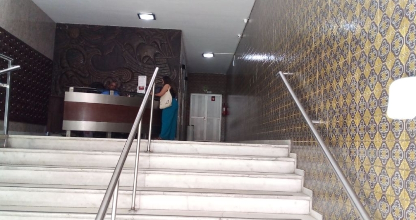 Sala comercial com 1 sala para alugar na Rua Marquês do Herval, 167, Santo Antônio, Recife