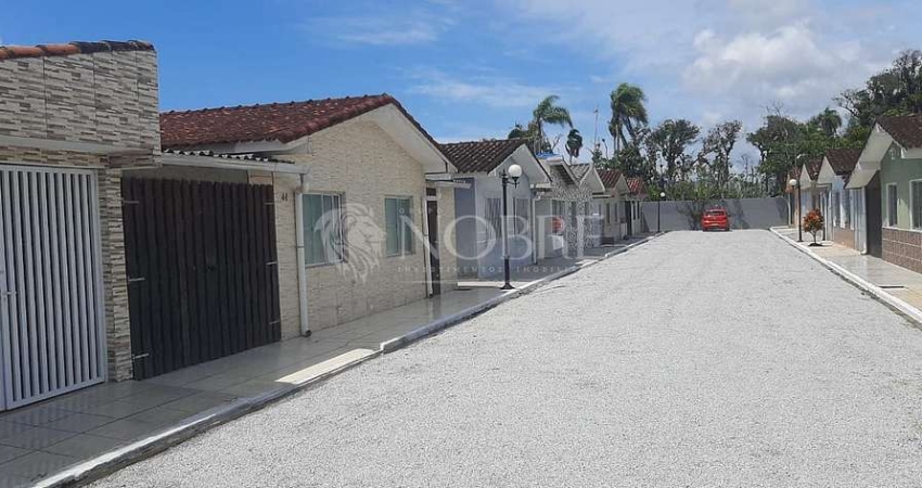 Casa em condomínio fechado com 2 quartos à venda na Rua Marinho Pereira Junior, Centro, Matinhos