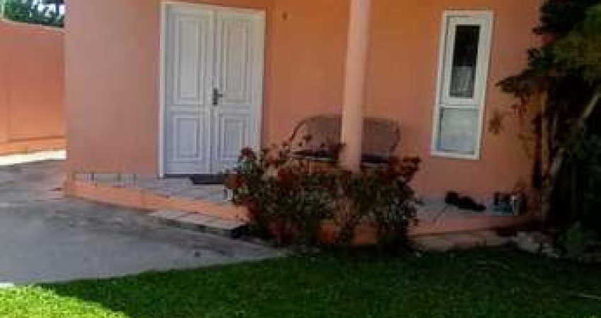 Casa para Venda em Porto Seguro, Taperapuan, 3 dormitórios, 1 suíte, 3 banheiros, 1 vaga