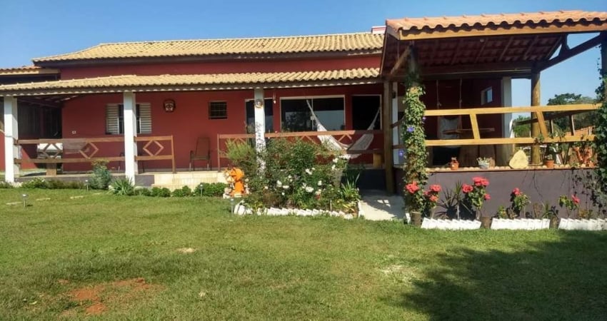 Chácara para Venda em Pilar do Sul, Bairro Reunidas, 3 dormitórios, 1 suíte, 2 banheiros, 1 vaga