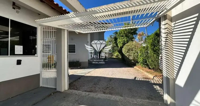 Sobrado para Venda em Palhoça, Pedra Branca, 3 dormitórios, 1 suíte, 1 banheiro, 1 vaga