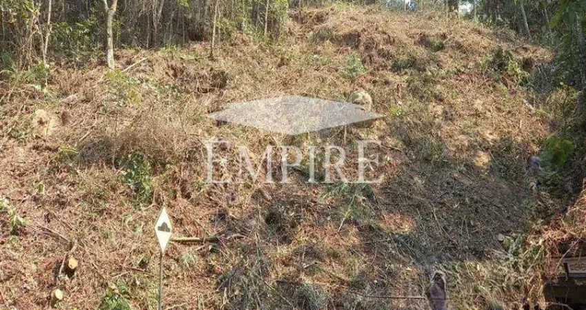 Terreno à venda na Avenida Yara, Arujázinho I, II e III, Arujá