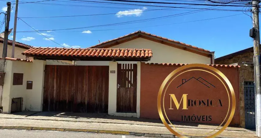 Casa para Venda em Porto Feliz, CENTRO, 3 dormitórios, 1 suíte, 1 banheiro, 3 vagas