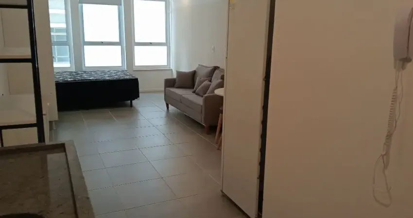 Lindo Studio apartamento semi mobiliado na república