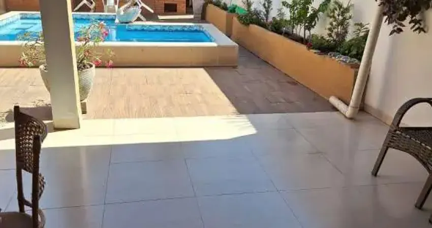 Casa com 2 quartos para alugar no Santa Cruz, Cuiabá 