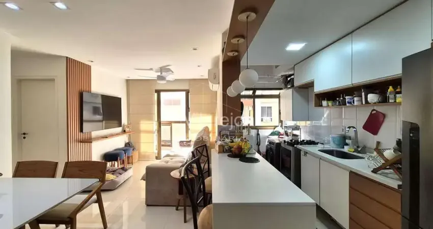 Apartamento à Venda 2 Quartos Piscina Varanda Sol da Manhã Barra Olímpica 70m²