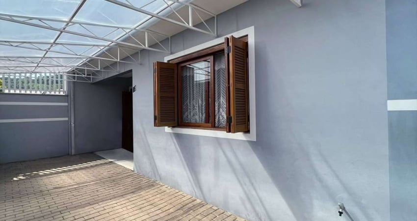Geminado de 3 Dormitórios com Suíte e Ar Condicionado – Bairro Arroio Grande.