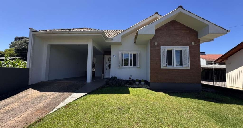 Casa com 3 quartos à venda na Rua Niderau Farah, 184, Linha Santa Cruz, Santa Cruz do Sul