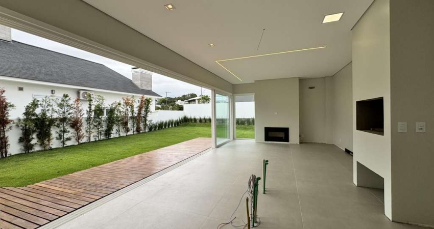 Casa com 3 quartos à venda na Avenida Leo Kraether, 713, Country, Santa Cruz do Sul