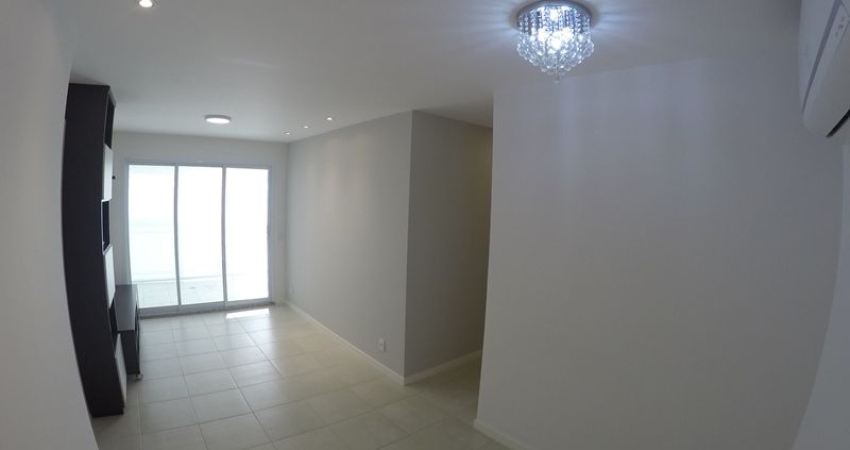 Maravilhoso Apartamento de 02 quartos sendo 02 suítes na Barra da Tijuca - RJ.