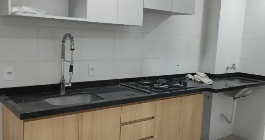 Apartamento com vista livre, clara e pro rio sorocaba, sala ampliada e possível 3 dorms, com 2 vagas subterrâneas na garagem do lado do elevador