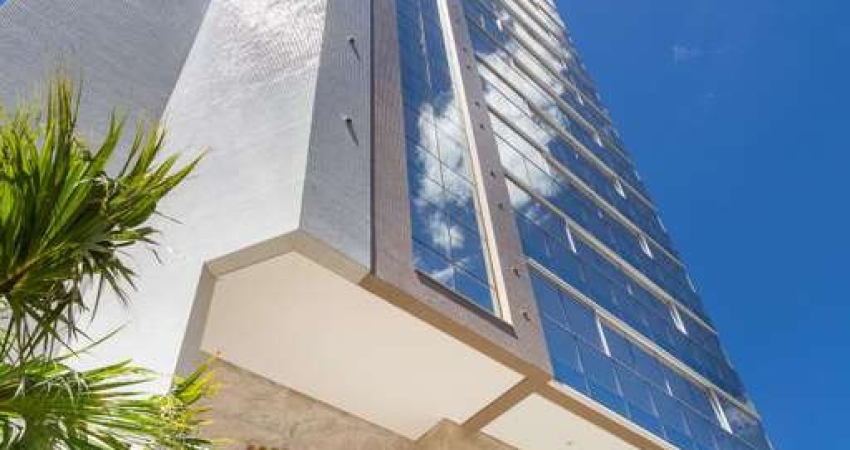 Apartamento para Venda em Criciúma, Centro, 4 dormitórios, 4 suítes, 5 banheiros, 3 vagas