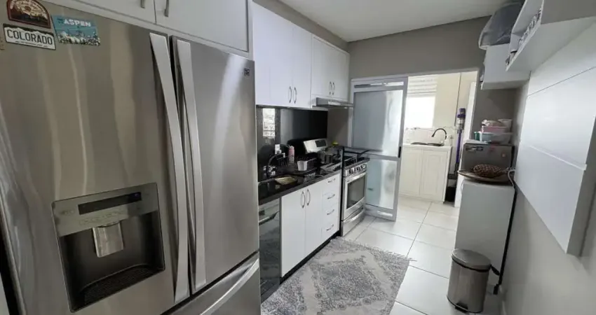 Apartamento para Venda em Criciúma, Comerciário, 3 dormitórios, 1 suíte, 2 banheiros, 1 vaga
