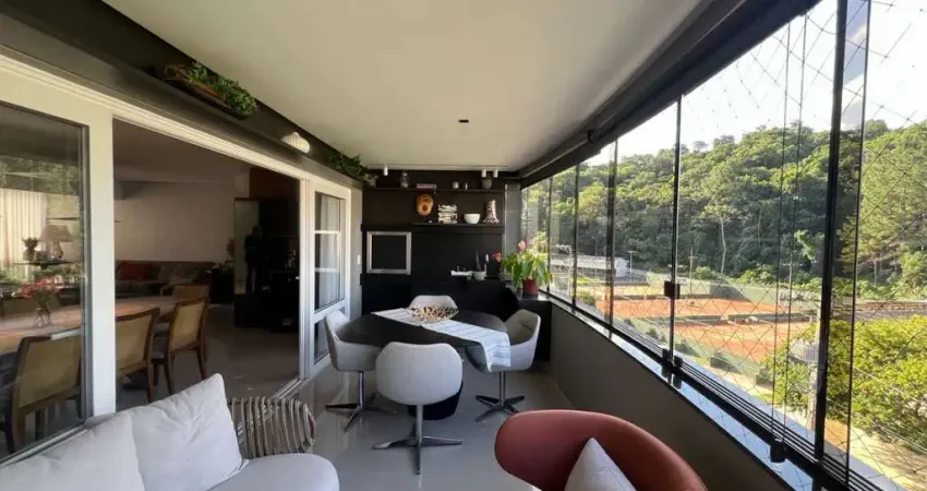 Apartamento para Venda em Criciúma, Centro, 3 dormitórios, 3 suítes, 4 banheiros, 2 vagas